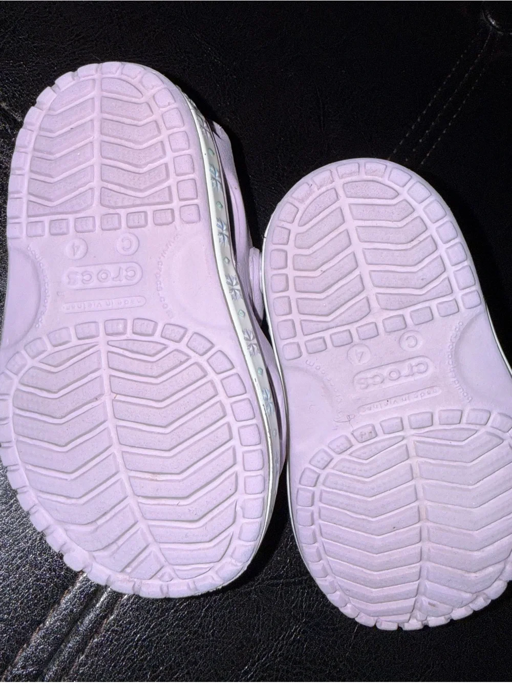 CROCS soft lavender
